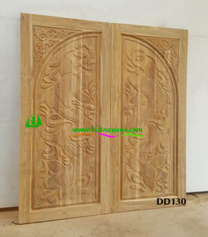 Alternative view of ประตูไม้สักบานคู่ DD130