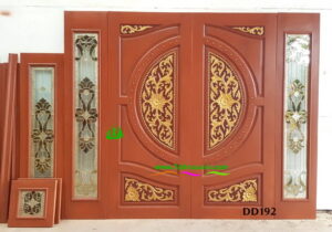 Alternative view of ประตูไม้สักบานคู่ DD192