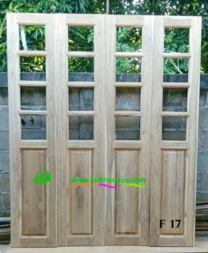 Alternative view of ประตูบานเฟี้ยมไม้สัก F17