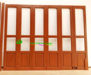 Alternative view of ประตูบานเฟี้ยมไม้สัก F38