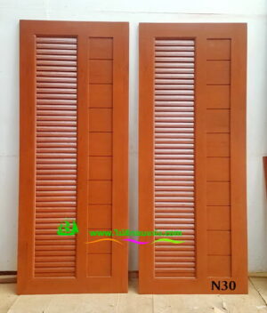 Alternative view of ประตูห้องน้ำไม้สัก N30